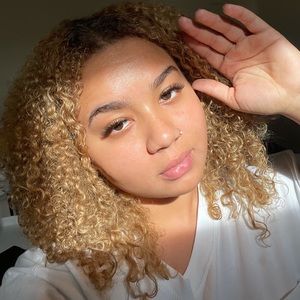 Meet your Posher, Kayonna